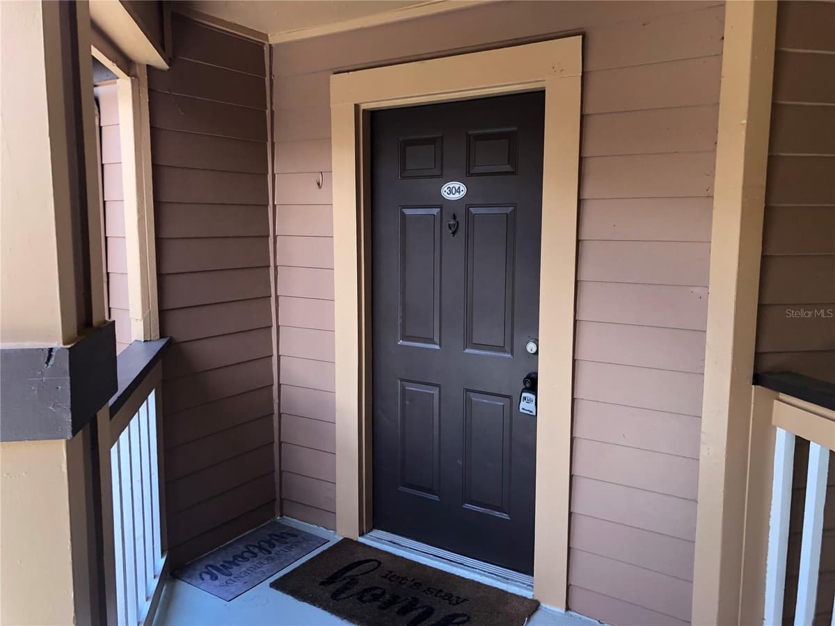 498 PIN OAK PLACE — photo 2 of 16