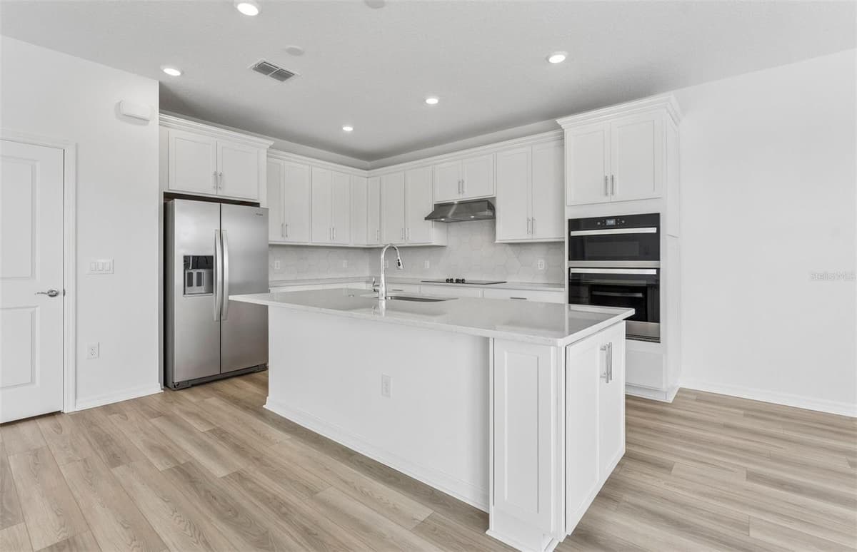 1803 RUBY LANE — photo 3 of 35