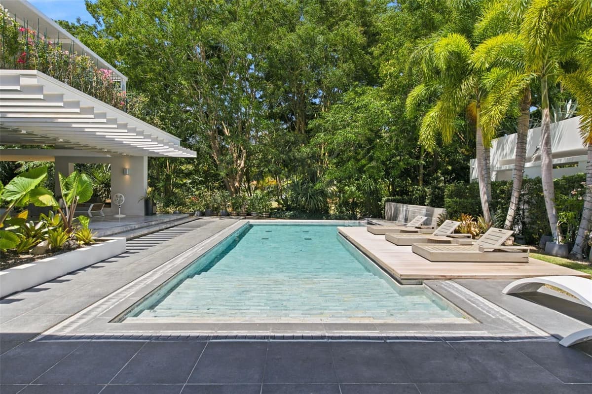 337 DORADO BEACH EAST — photo 28 of 34