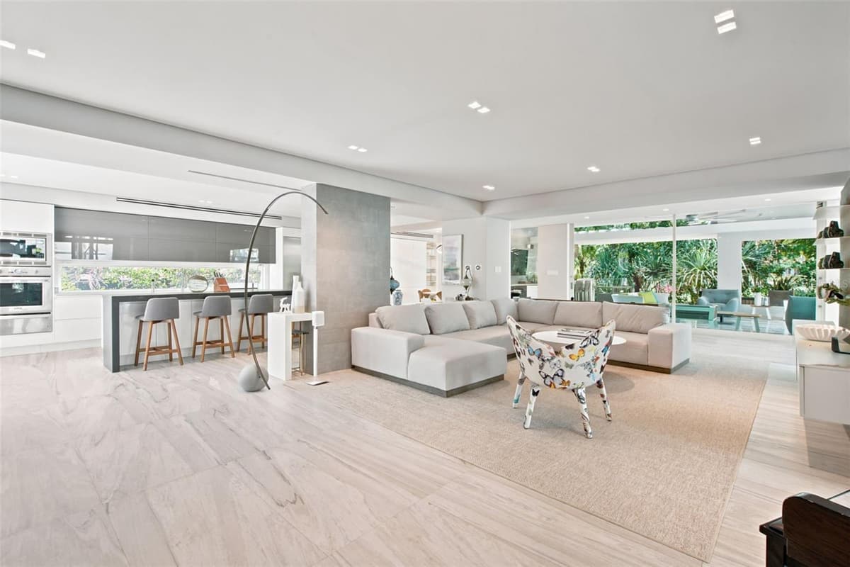 337 DORADO BEACH EAST — photo 12 of 34