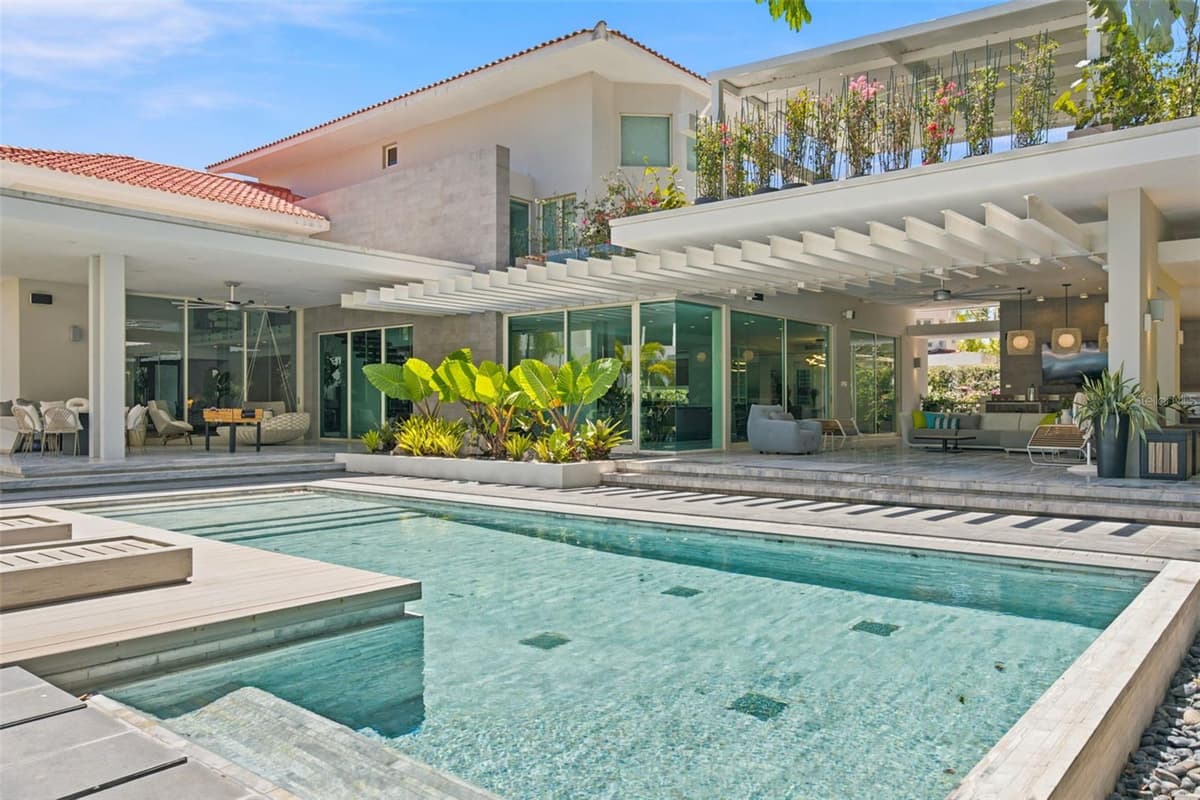 337 DORADO BEACH EAST — photo 26 of 34