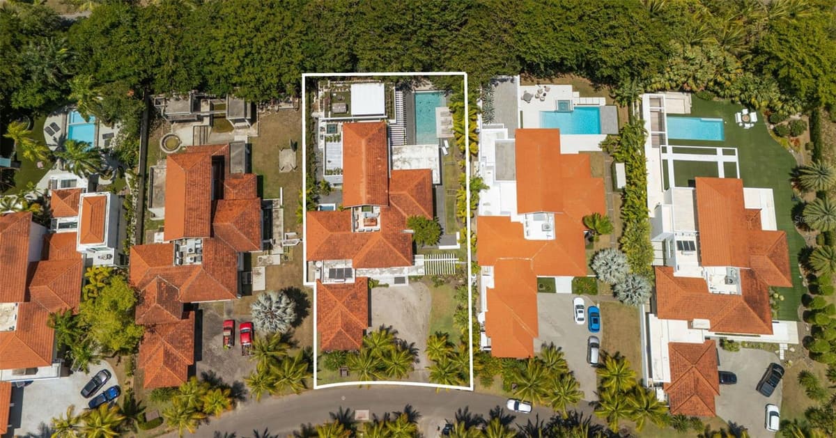 337 DORADO BEACH EAST — photo 3 of 34