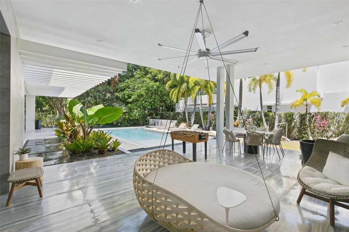 337 DORADO BEACH EAST — photo 29 of 34