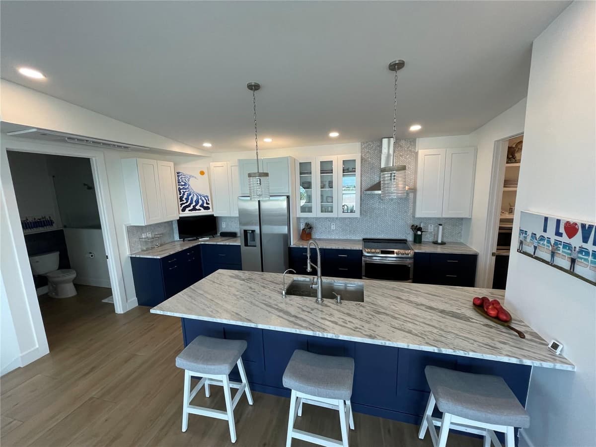 1501 CENTRAL AVENUE — photo 12 of 25