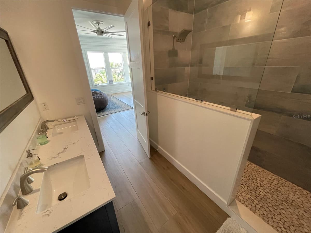 1501 CENTRAL AVENUE — photo 21 of 25