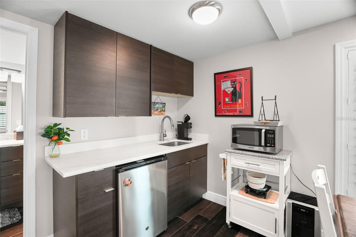 636 WILKIE STREET — photo 37 of 62