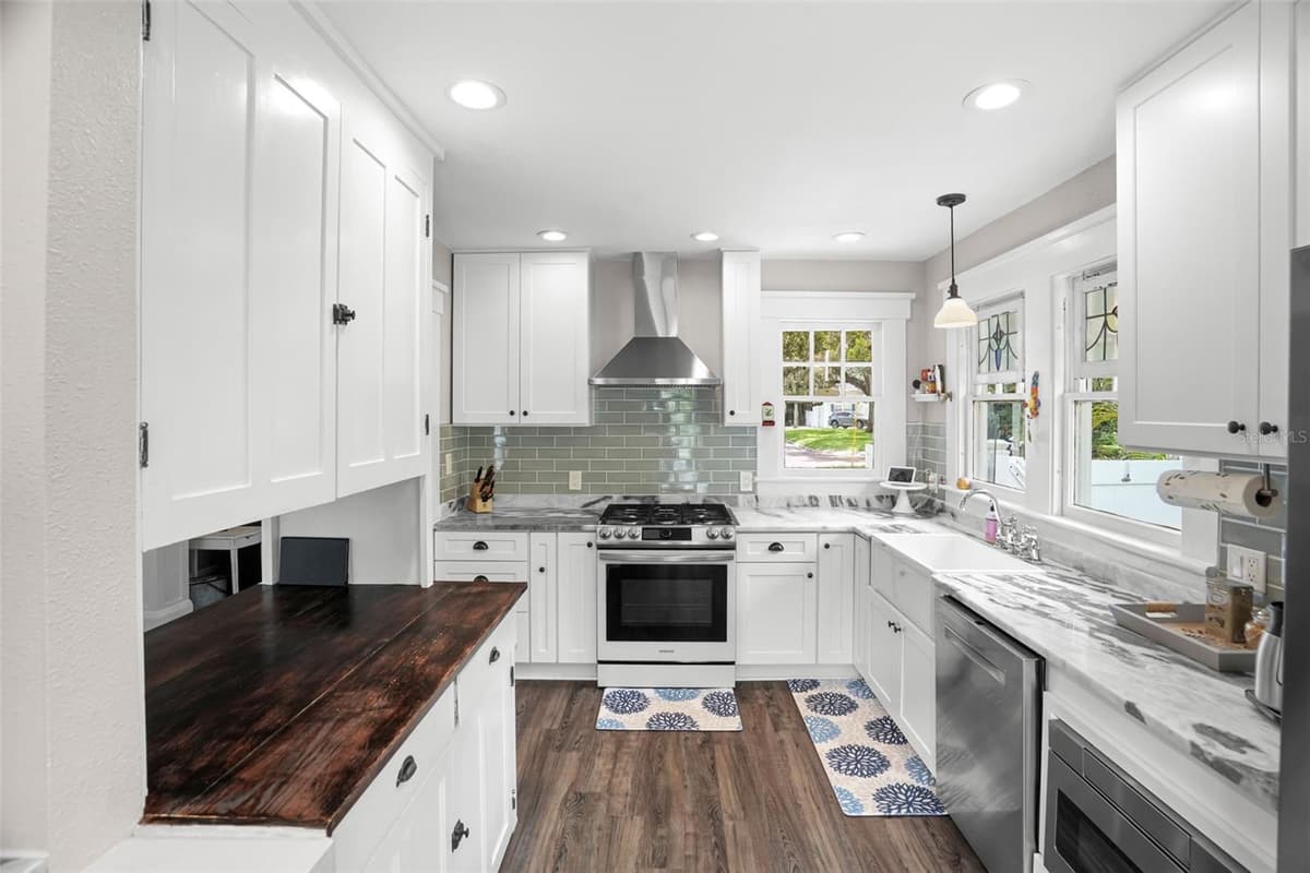 636 WILKIE STREET — photo 10 of 62