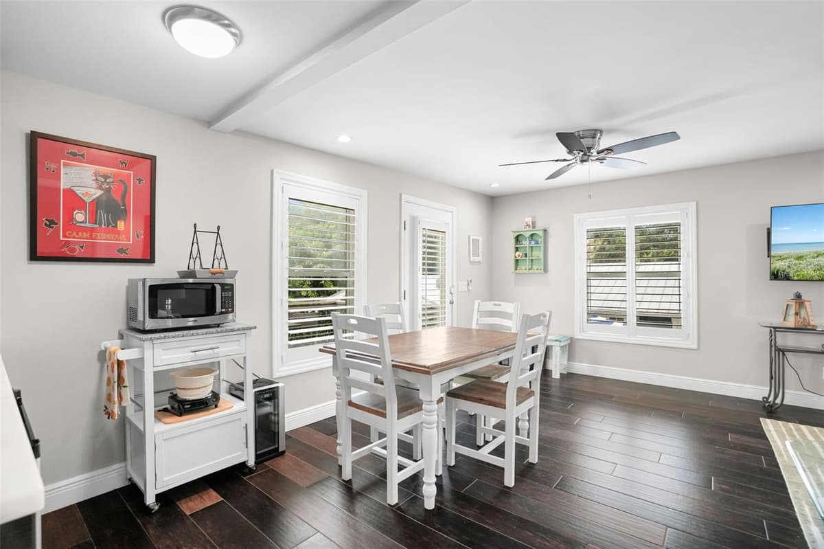 636 WILKIE STREET — photo 40 of 62