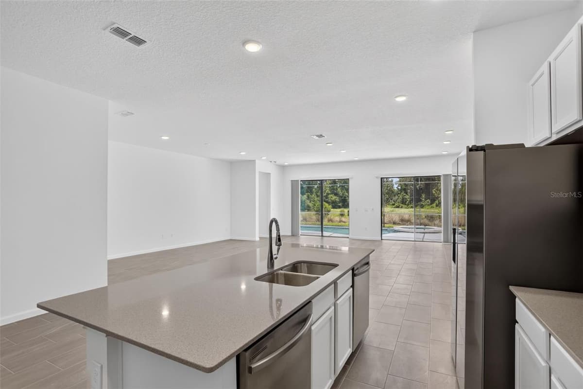 1242 BUTTERFLY ORCHID ROAD — photo 10 of 98
