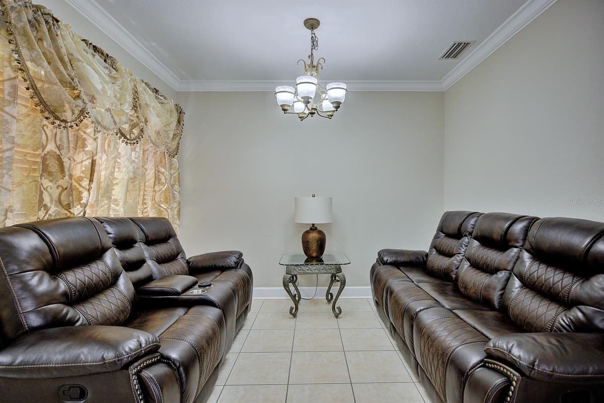 4050 PLACID LAKES BOULEVARD — photo 5 of 45