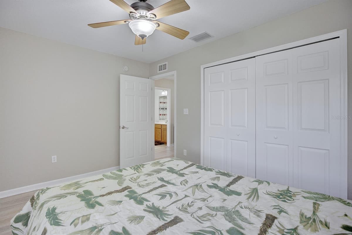 4050 PLACID LAKES BOULEVARD — photo 21 of 45
