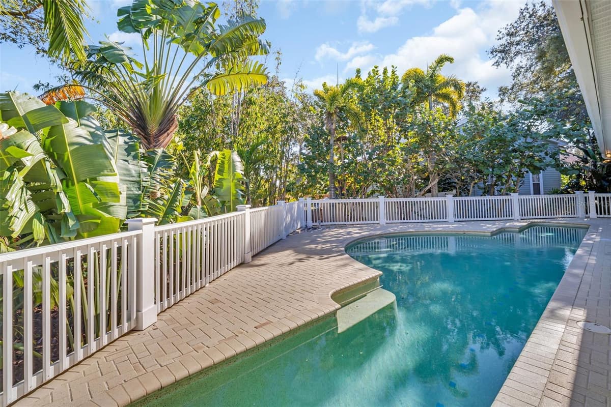 266 FLORIDA BOULEVARD — photo 53 of 68