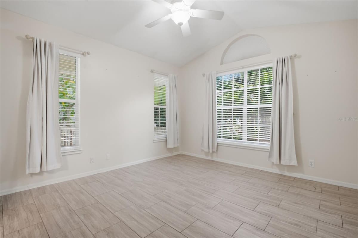 266 FLORIDA BOULEVARD — photo 44 of 68