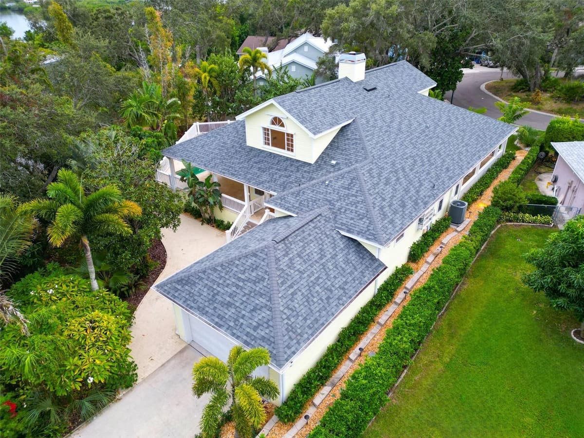 266 FLORIDA BOULEVARD — photo 4 of 68