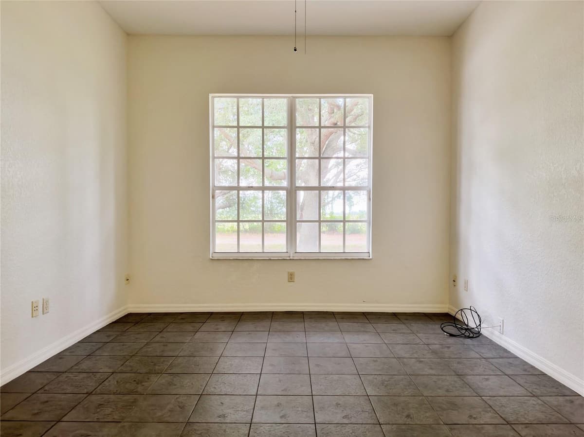 24087 TWISTER LANE — photo 34 of 68