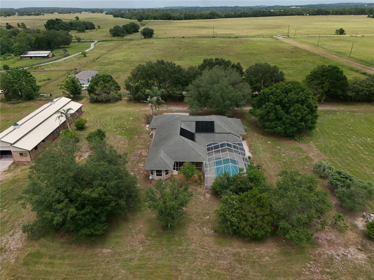 24087 TWISTER LANE — photo 10 of 68