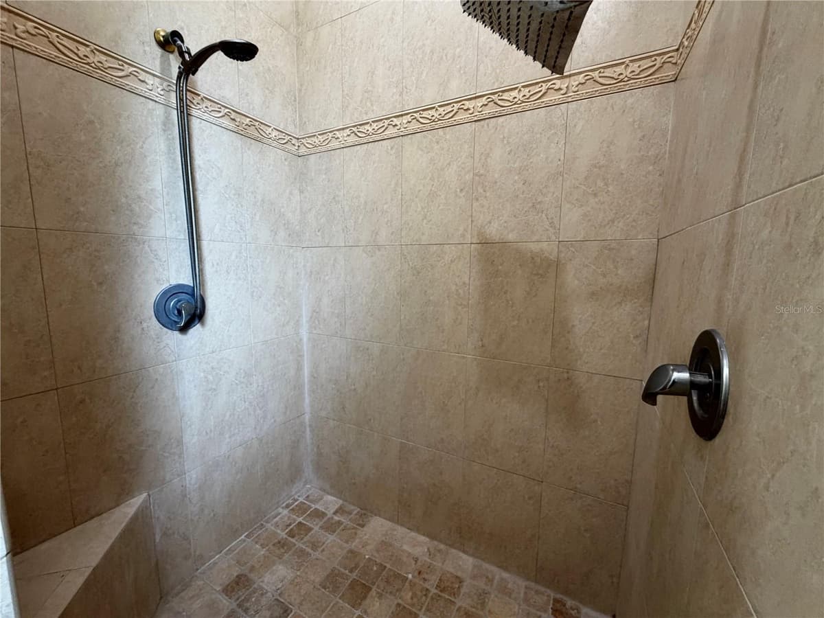 24087 TWISTER LANE — photo 32 of 68