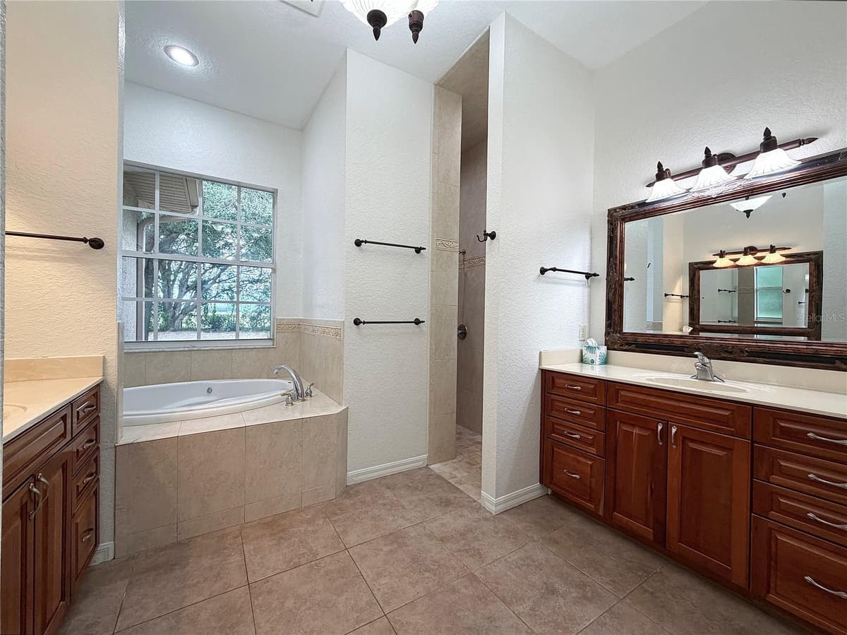 24087 TWISTER LANE — photo 31 of 68