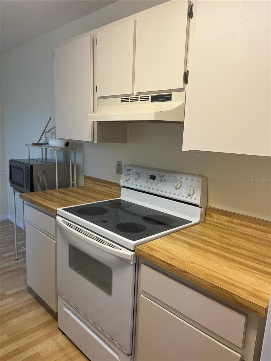 7686 ST ANDREWS BOULEVARD — photo 11 of 30
