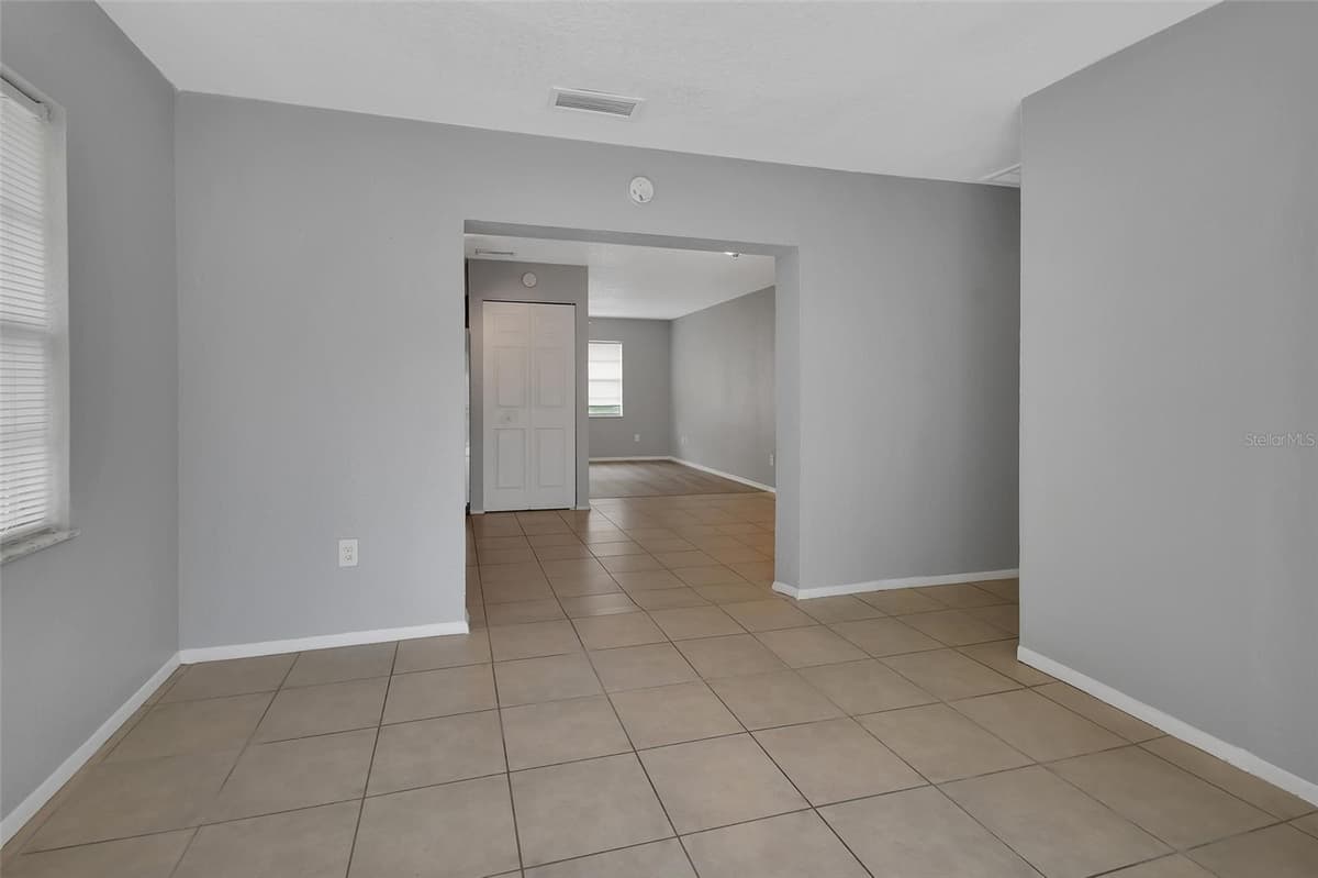 365 LANSDOWNE AVENUE — photo 14 of 26