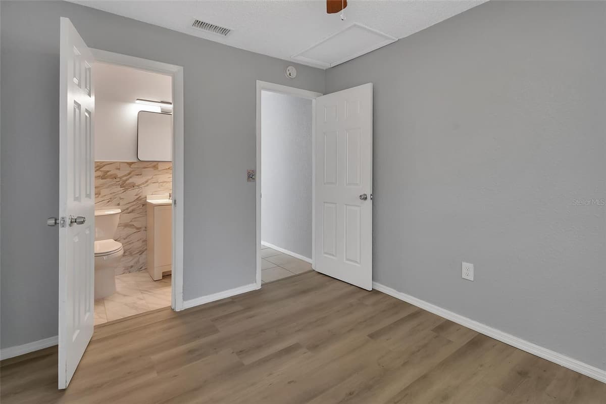 365 LANSDOWNE AVENUE — photo 16 of 26