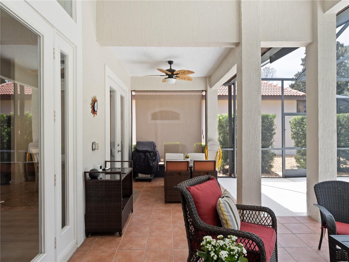 9513 SERRA COURT — photo 21 of 38