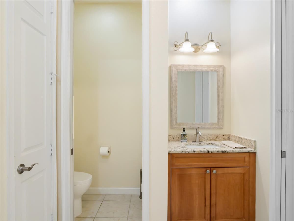 9513 SERRA COURT — photo 17 of 38