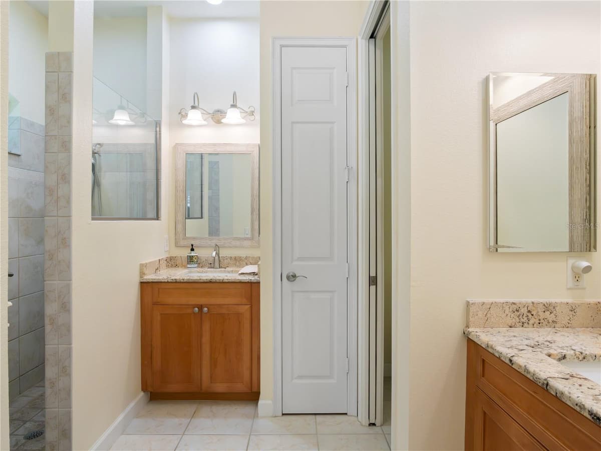 9513 SERRA COURT — photo 18 of 38