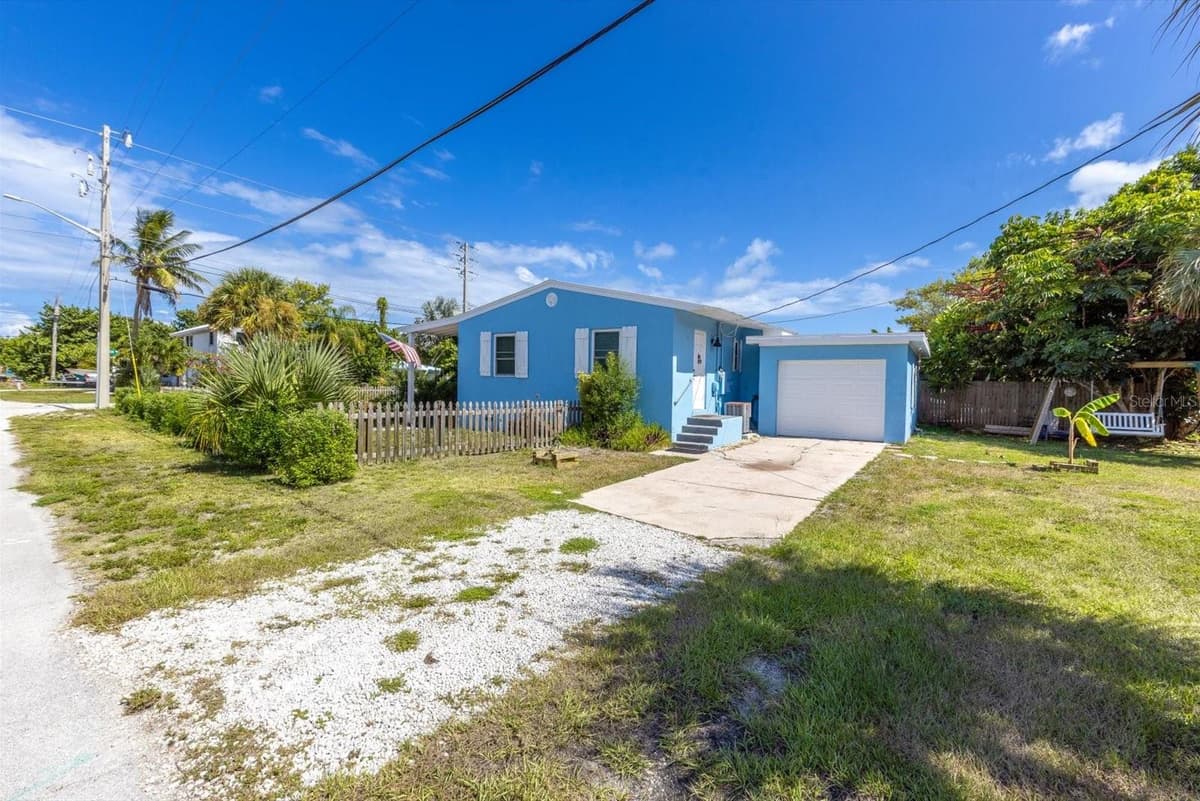 301 GRANADA STREET — photo 22 of 24