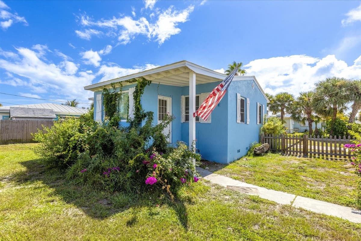 301 GRANADA STREET — photo 18 of 24