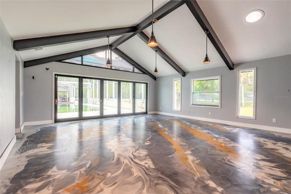 2015 HALIFAX DRIVE — photo 17 of 51