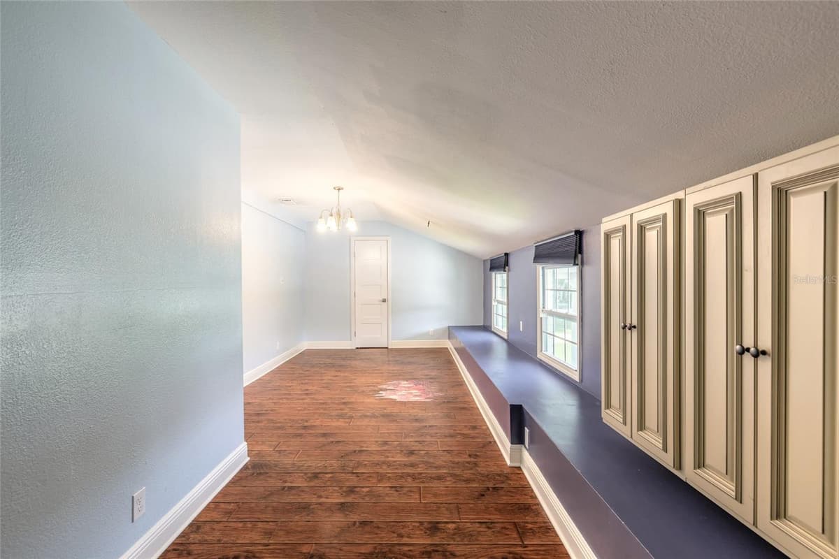 2015 HALIFAX DRIVE — photo 35 of 51