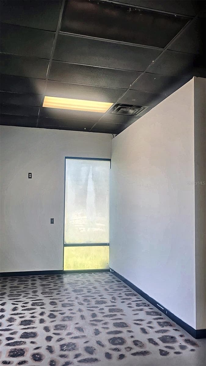 3920 DEAN ROAD — photo 4 of 5