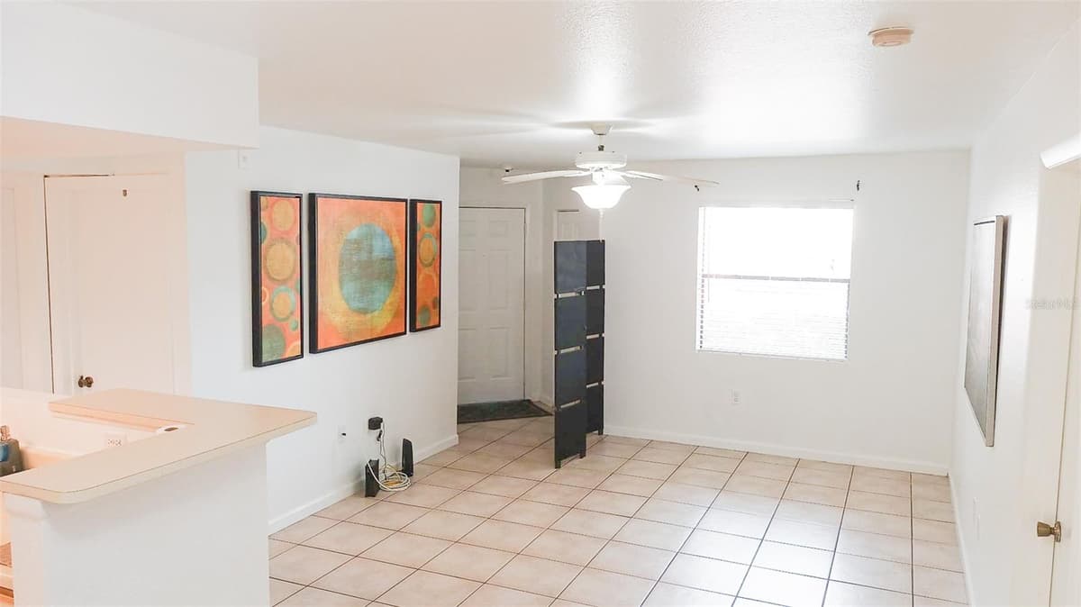 3032 PARKWAY BOULEVARD — photo 11 of 27