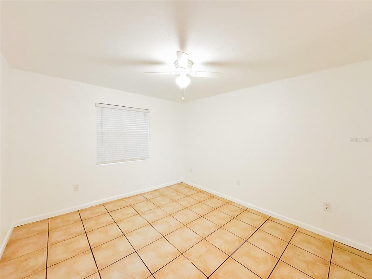 3032 PARKWAY BOULEVARD — photo 13 of 27