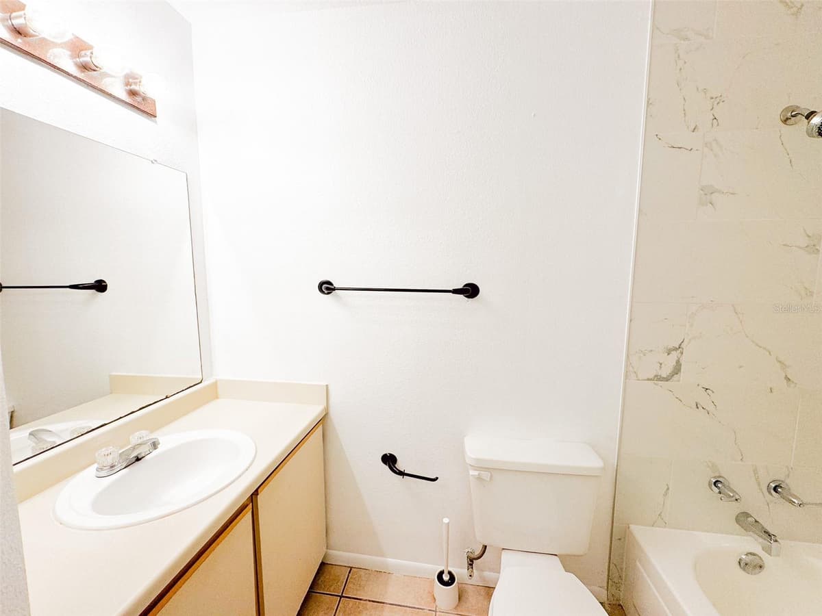 3032 PARKWAY BOULEVARD — photo 20 of 27