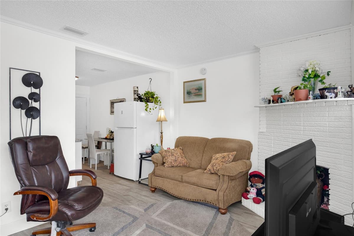 8017 PARENTAL CIRCLE ROAD — photo 19 of 37