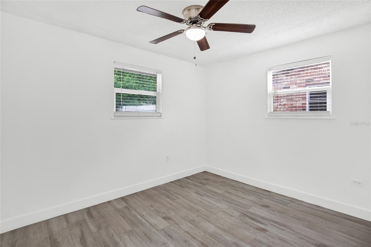8017 PARENTAL CIRCLE ROAD — photo 14 of 37