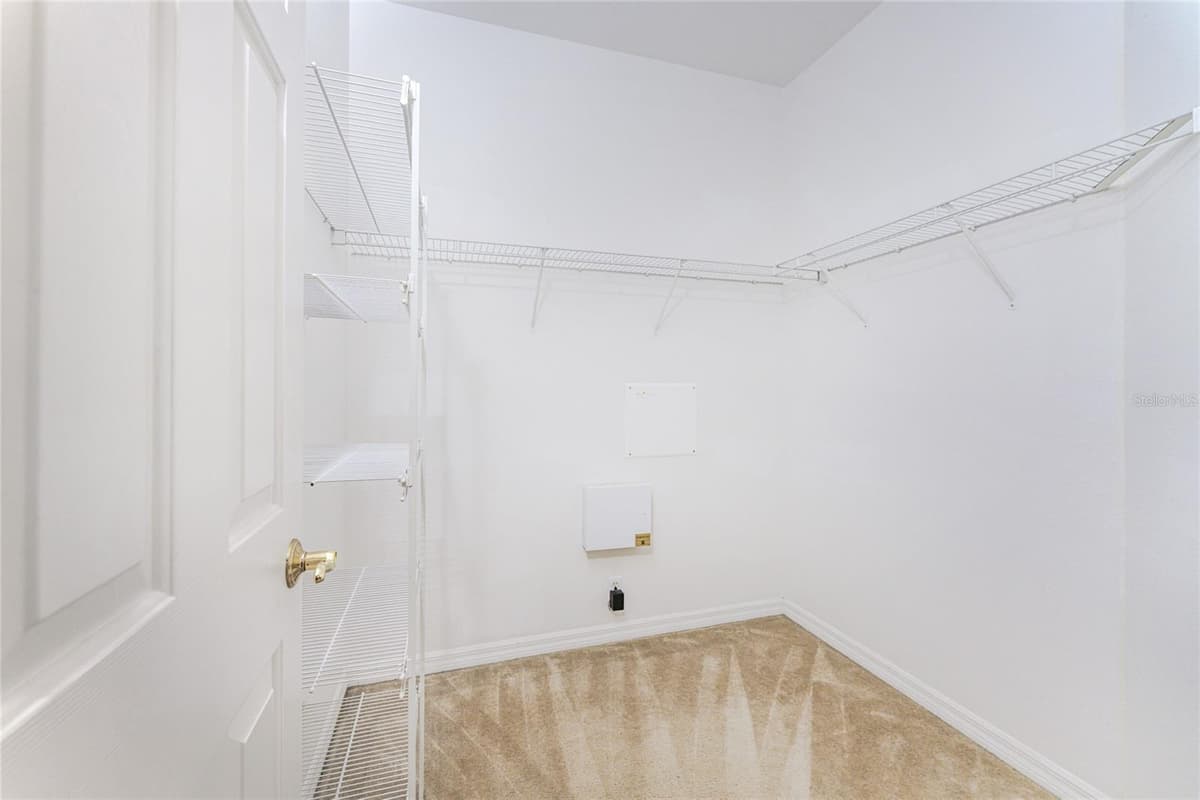 246 MESTRE PLACE — photo 33 of 64