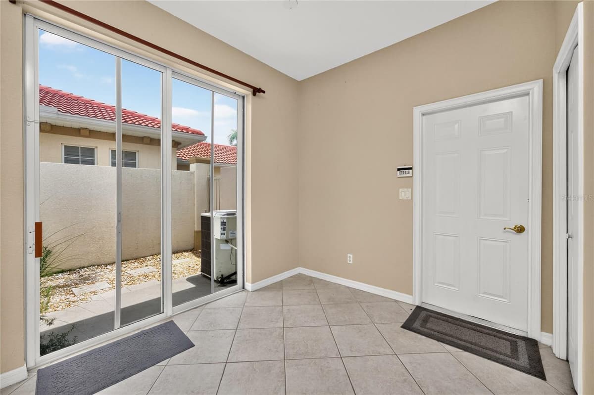 246 MESTRE PLACE — photo 15 of 64