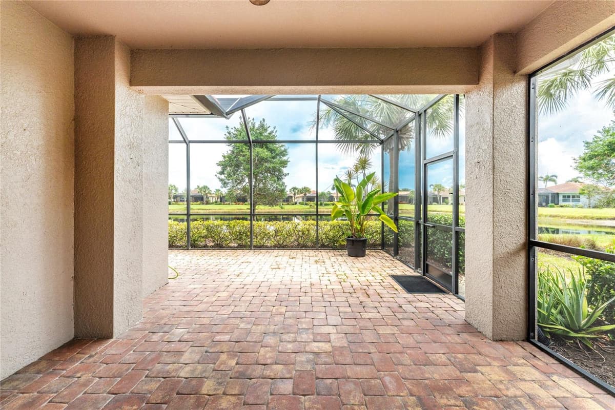 246 MESTRE PLACE — photo 35 of 64