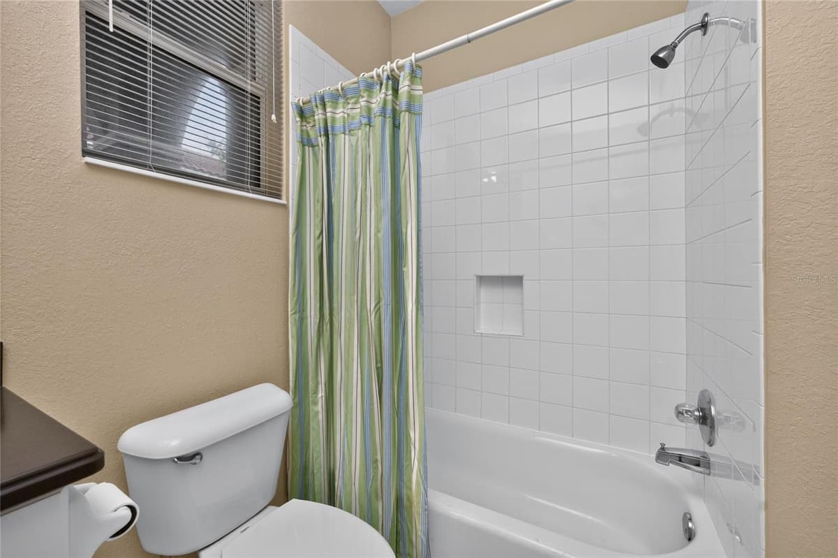 246 MESTRE PLACE — photo 24 of 64