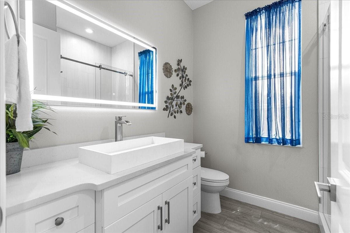 6812 DRIFTWOOD DRIVE — photo 21 of 57