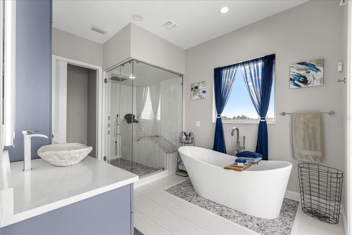 6812 DRIFTWOOD DRIVE — photo 26 of 57