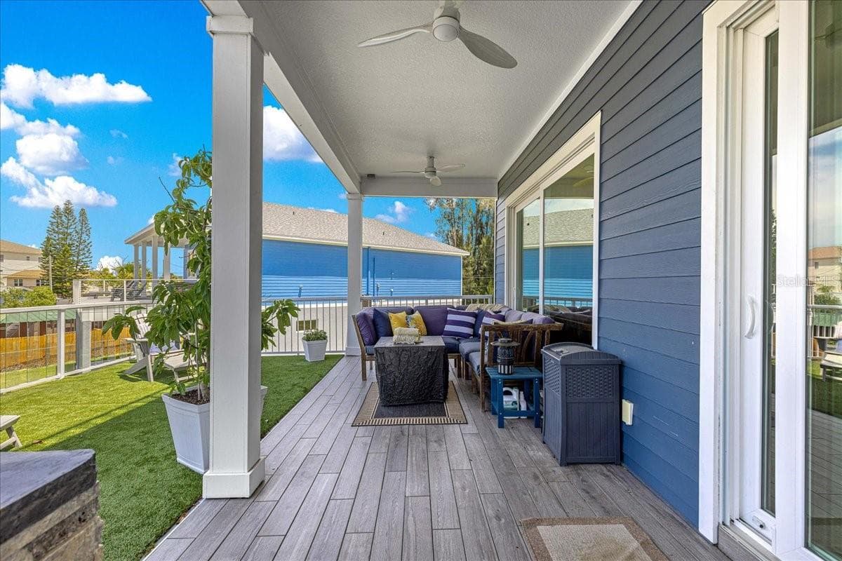 6812 DRIFTWOOD DRIVE — photo 17 of 57