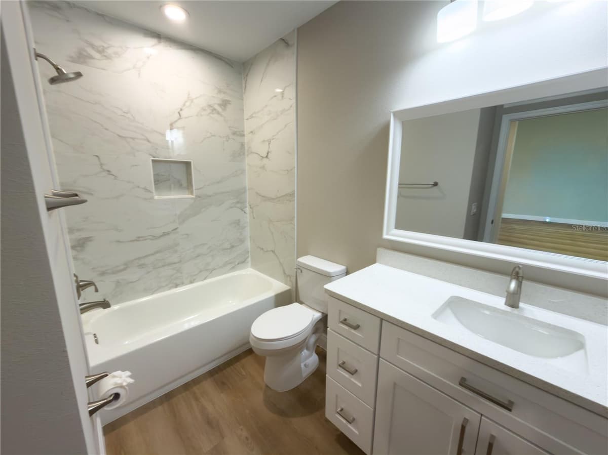 1592 NORMANDY BOULEVARD — photo 19 of 27