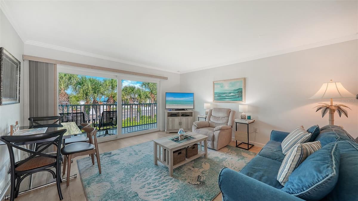 2850 GULF OF MEXICO DRIVE — photo 5 of 37
