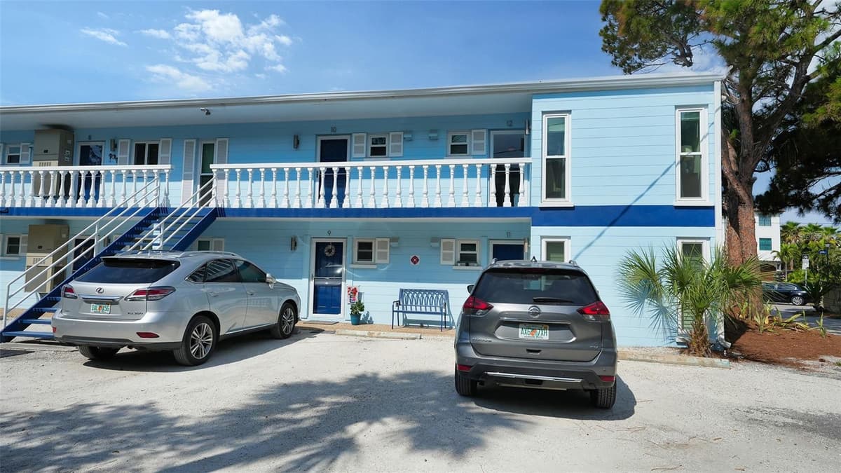 2850 GULF OF MEXICO DRIVE — photo 25 of 37