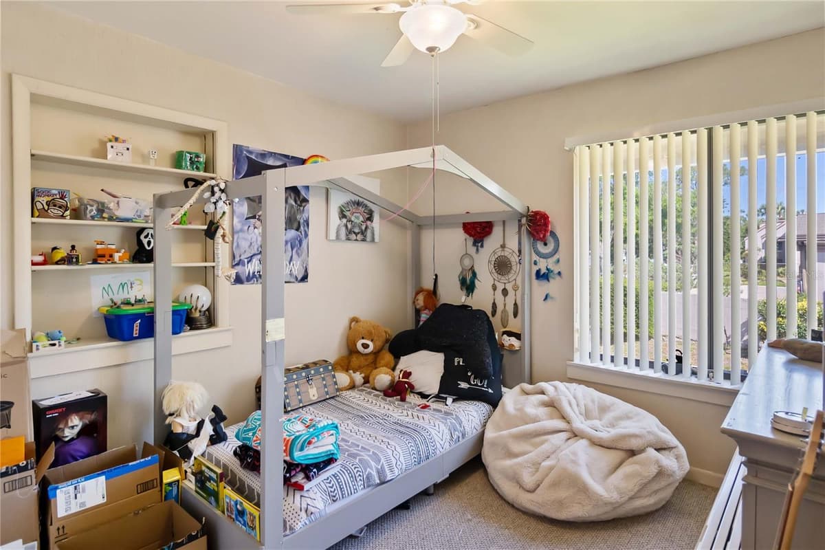 440 ORIENTA POINT STREET — photo 15 of 22
