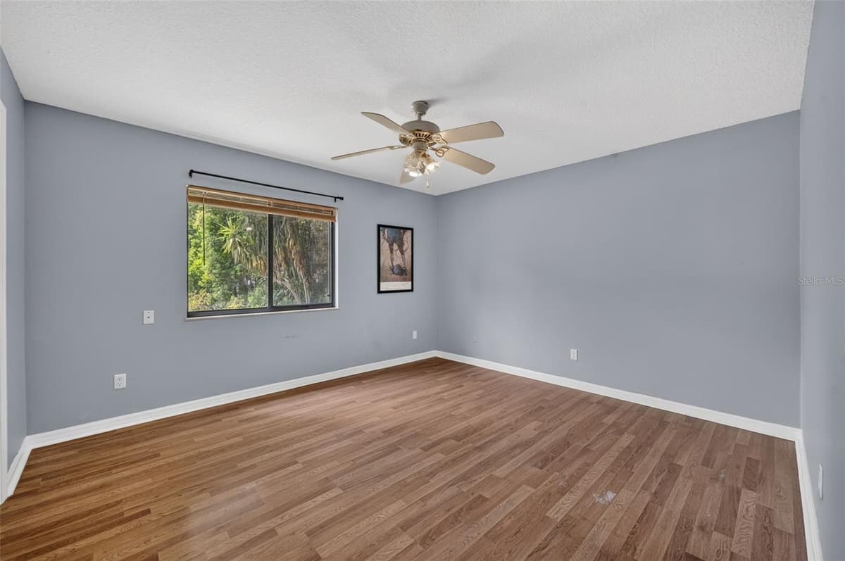 551 RYLANE STREET — photo 33 of 47